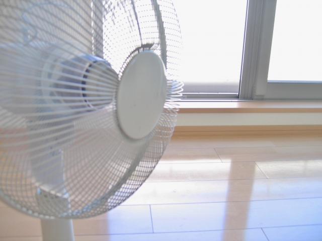 扇風機で涼しくなる方法
